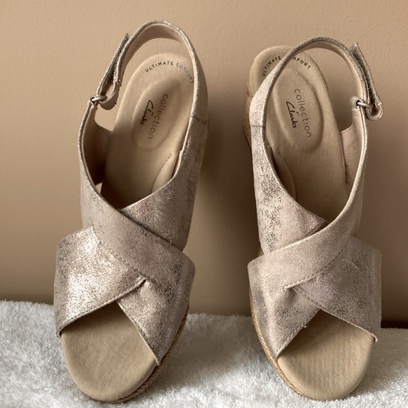 NWOB - Clark’s sling back wedge. Size 9. - Picture 4 of 14